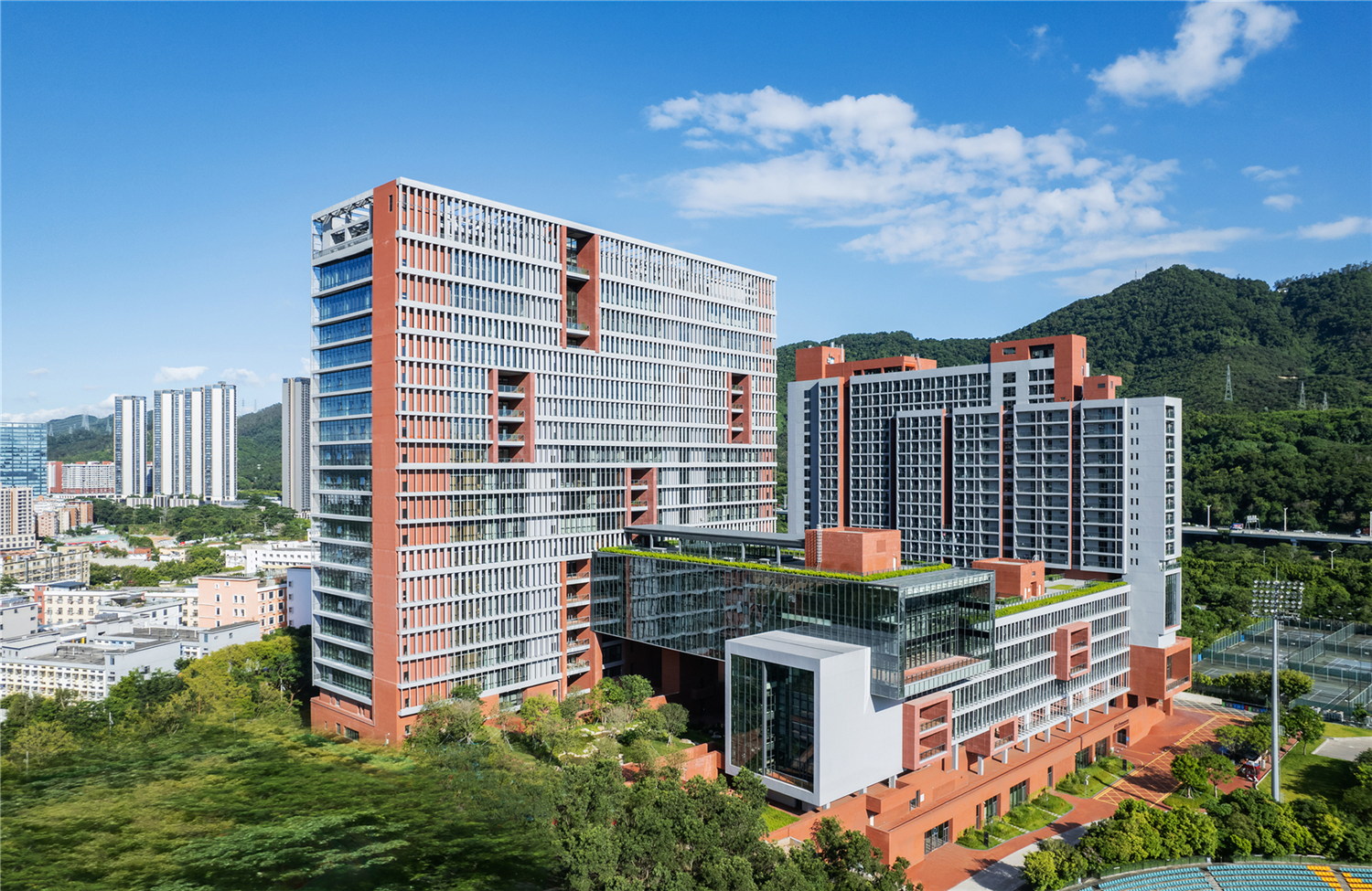 時(shí)代裝飾×學(xué)校丨匠心筑夢(mèng)，共繪未來(lái)